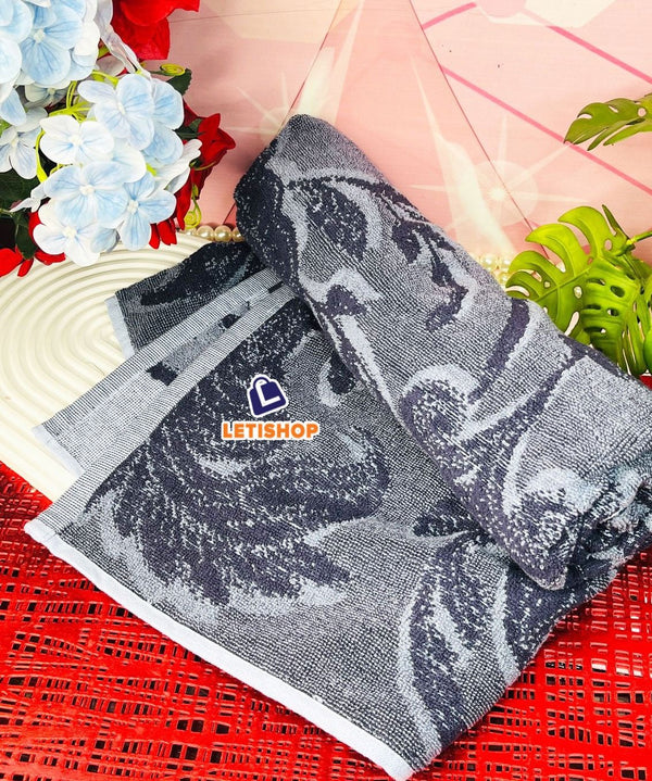 Bath towel silver shade